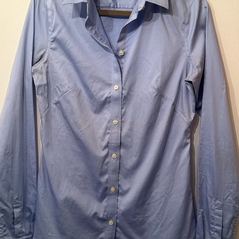 Banana Republic Light Blue Tailored Button-Up Shirt